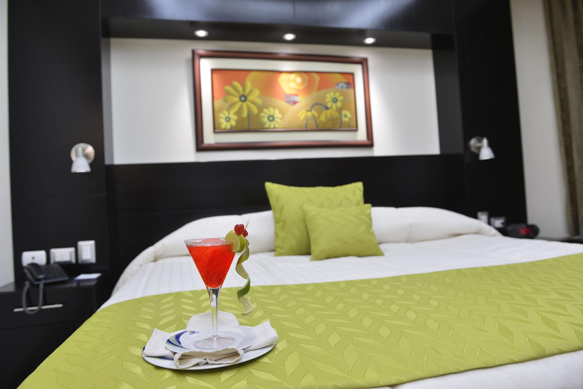 Hotel Ramada Guayaquil Exteriör bild