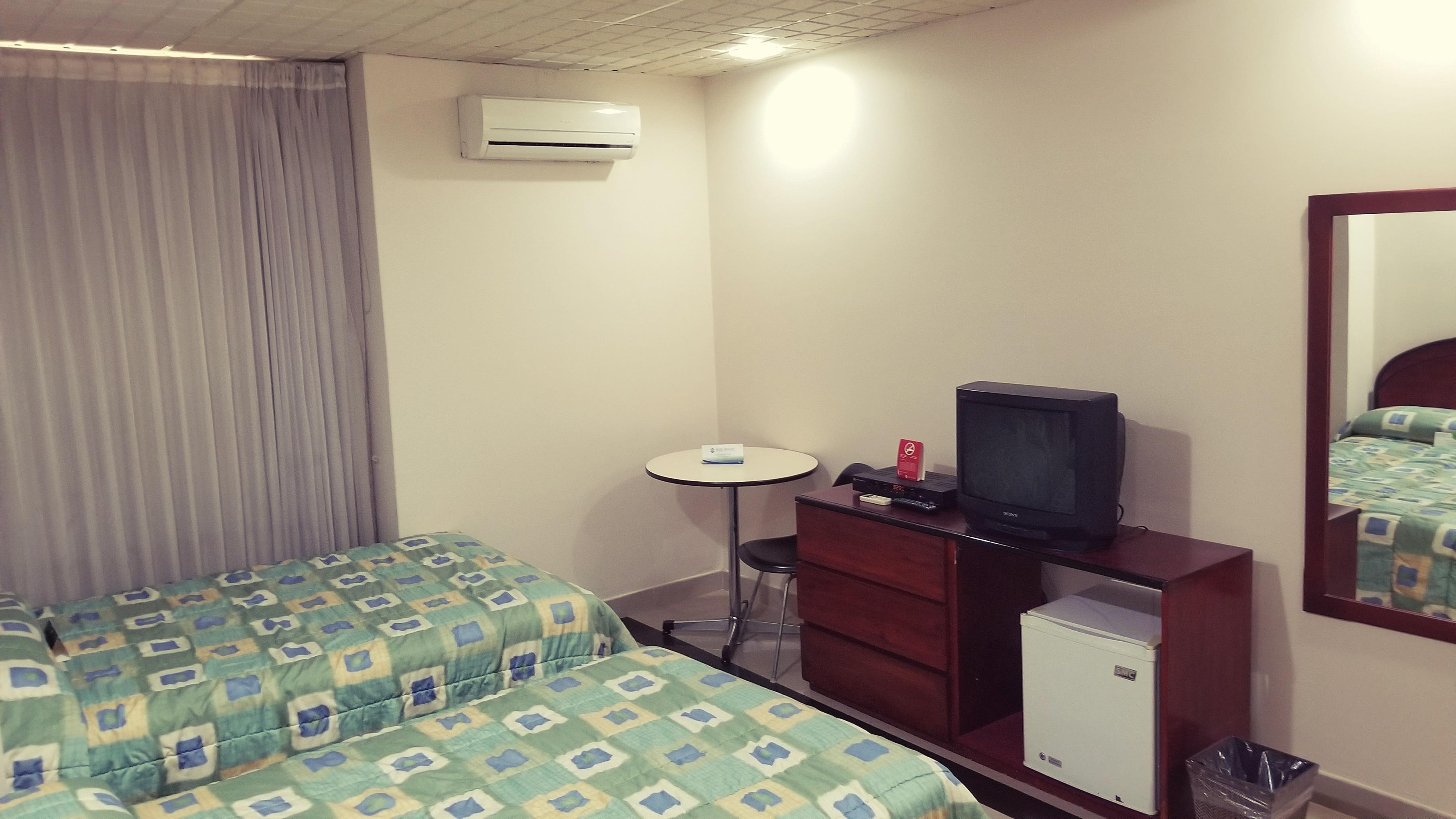Hotel Ramada Guayaquil Exteriör bild