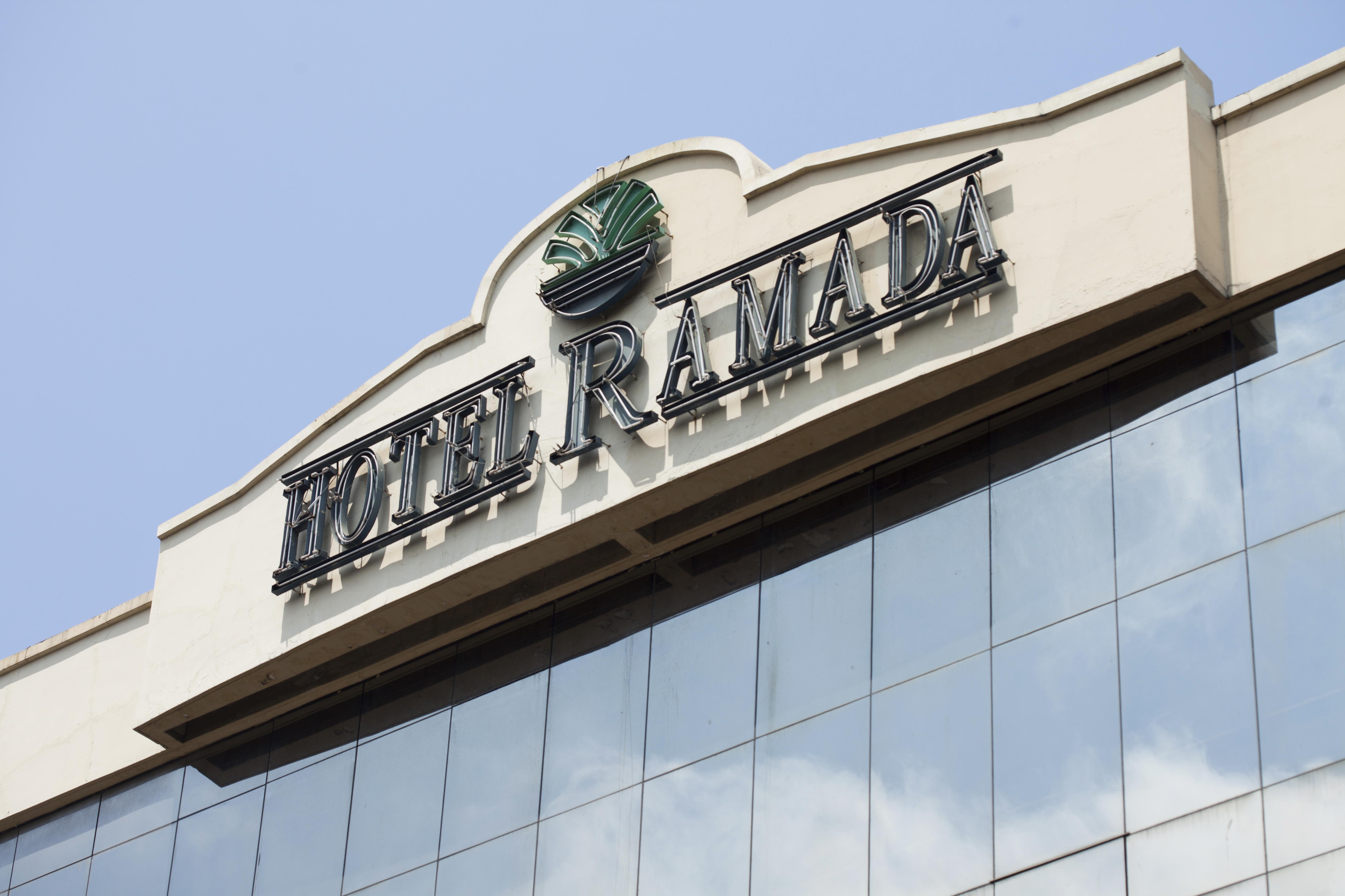 Hotel Ramada Guayaquil Exteriör bild