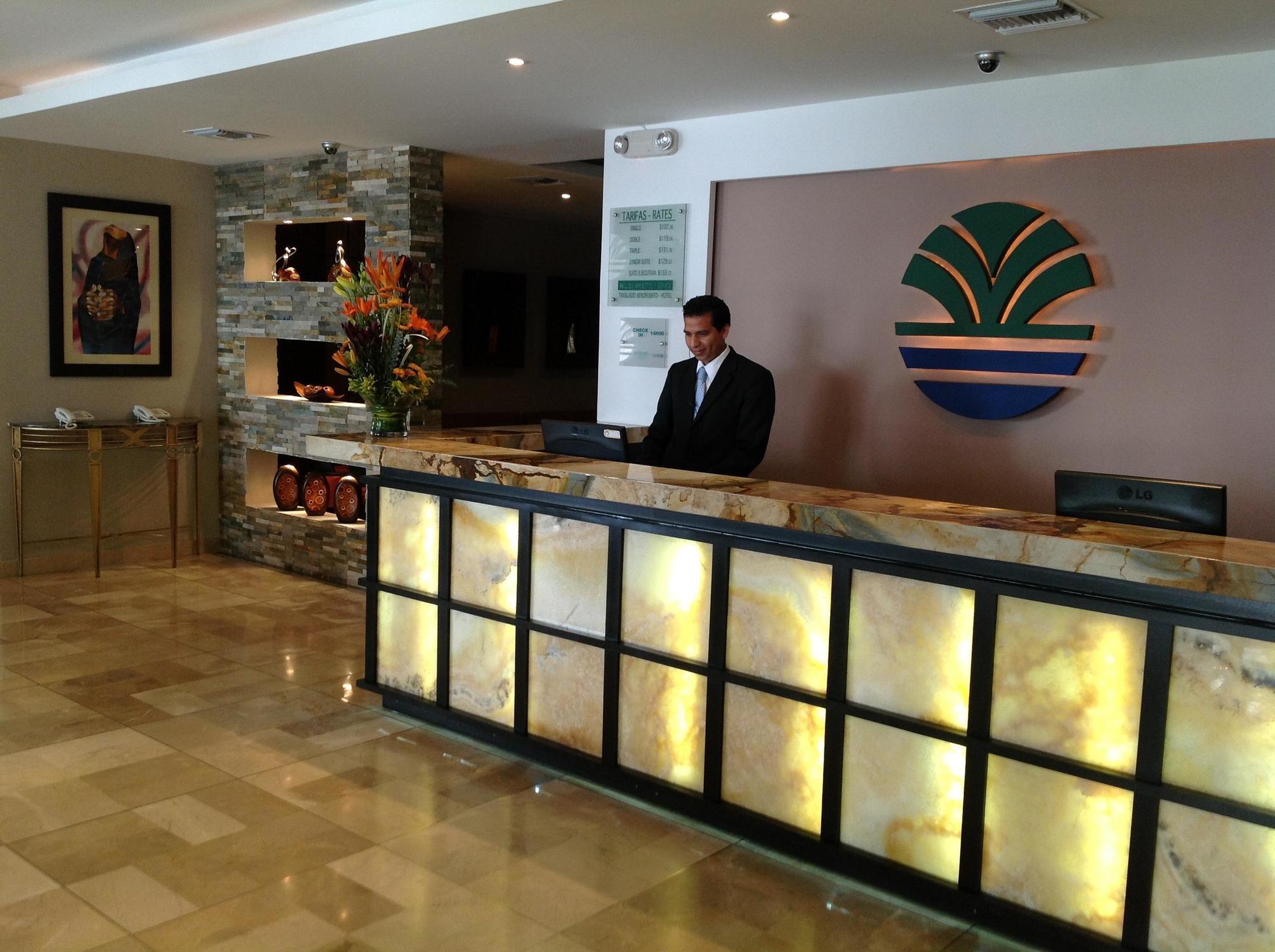 Hotel Ramada Guayaquil Exteriör bild