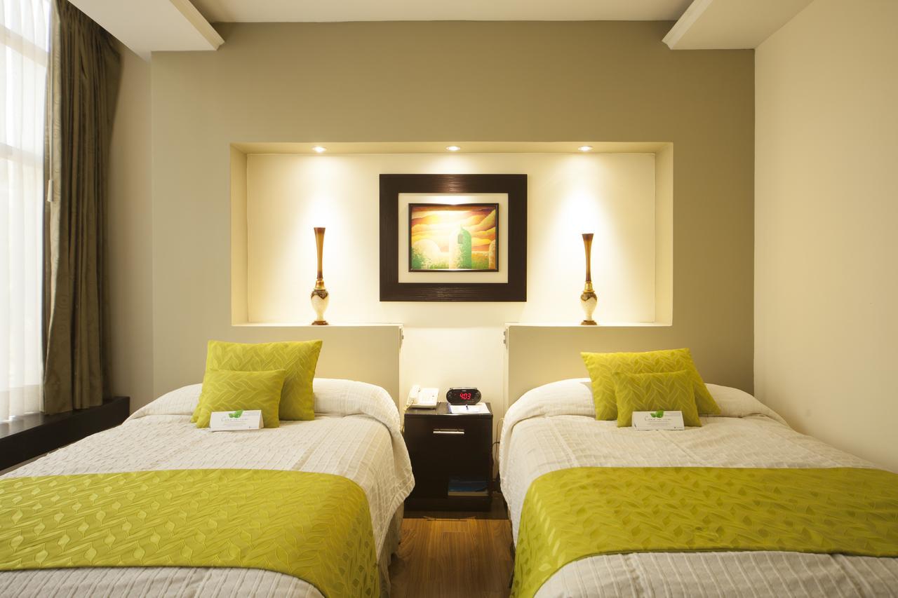 Hotel Ramada Guayaquil Exteriör bild